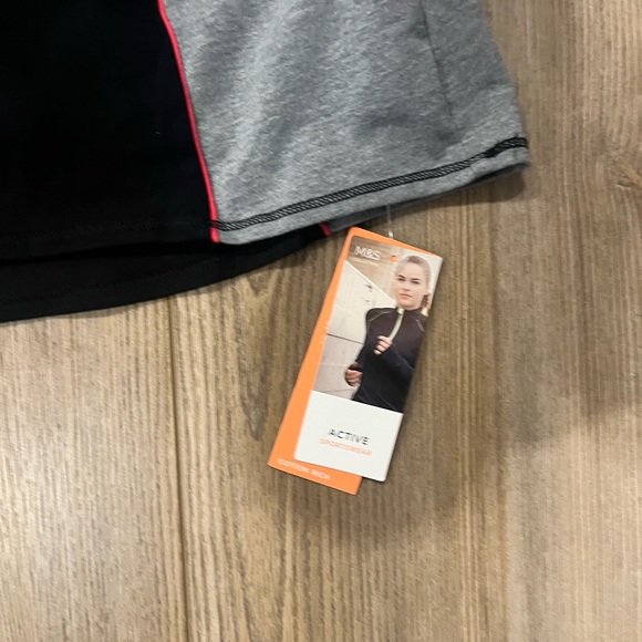 Marks & Spencer Black and Gray Tee with Pink Trim - Picture 5 of 5